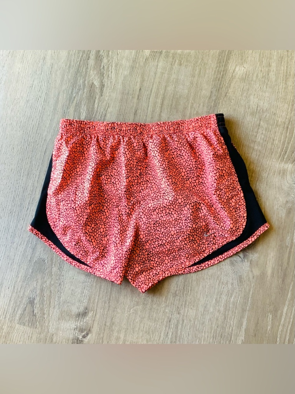 Nike Active Shorts w/ Liner Women's Small